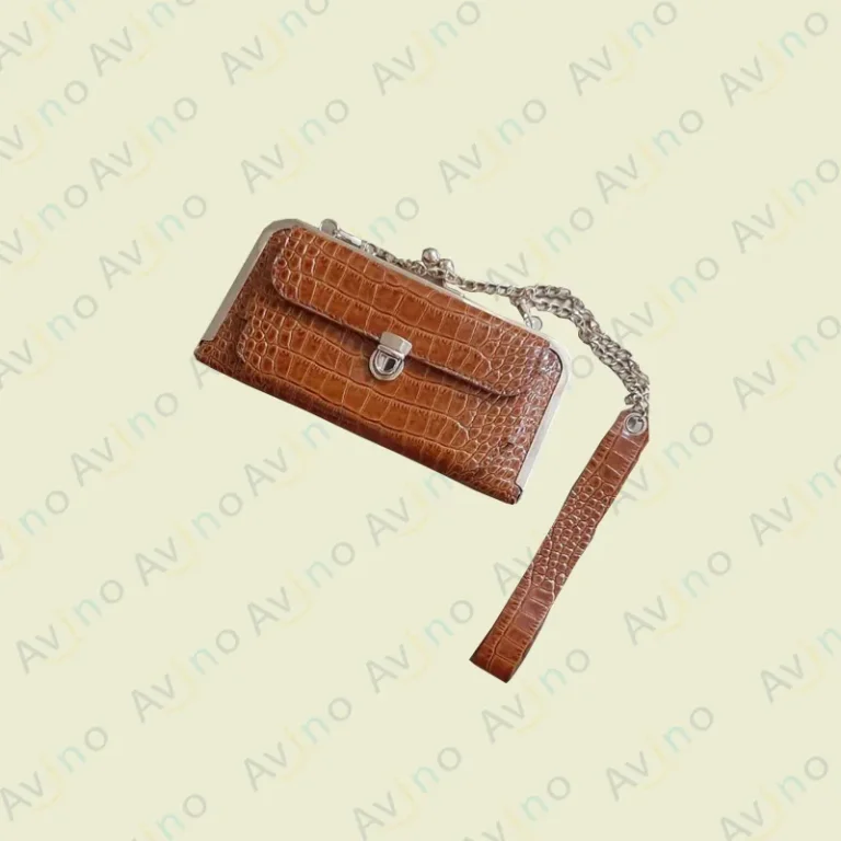 کیف دستی چرمی زنانه دهانه فلزی (دارای جای موبایل) مدل W-223